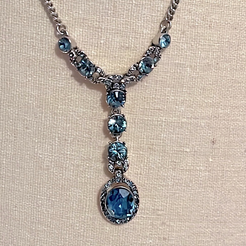 GIVENCHY Necklace and earrings set